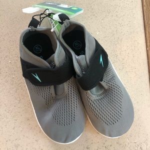 NEW Kids Speedo Water shoes Size 11-12